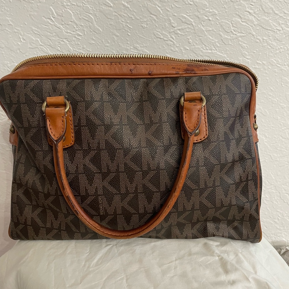 Authentic Michel Kors handbag